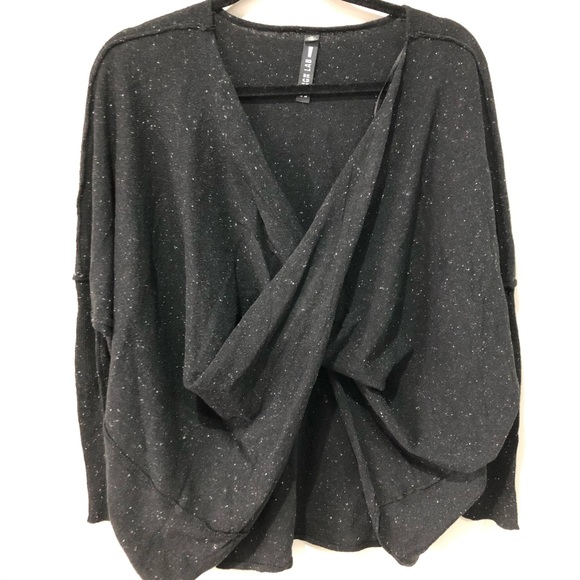 Design Lab Lord & Taylor Sweaters - Design Lab cris cross front sweater